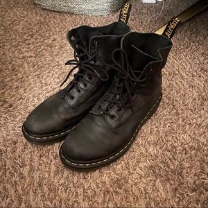 VINTAGE Dr. Martens Black Soft Leather Lace Up Boots